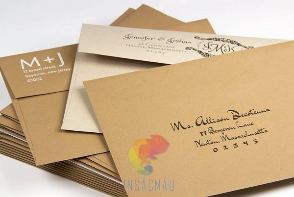 Mẫu bao thư giấy kraft nắp vuông