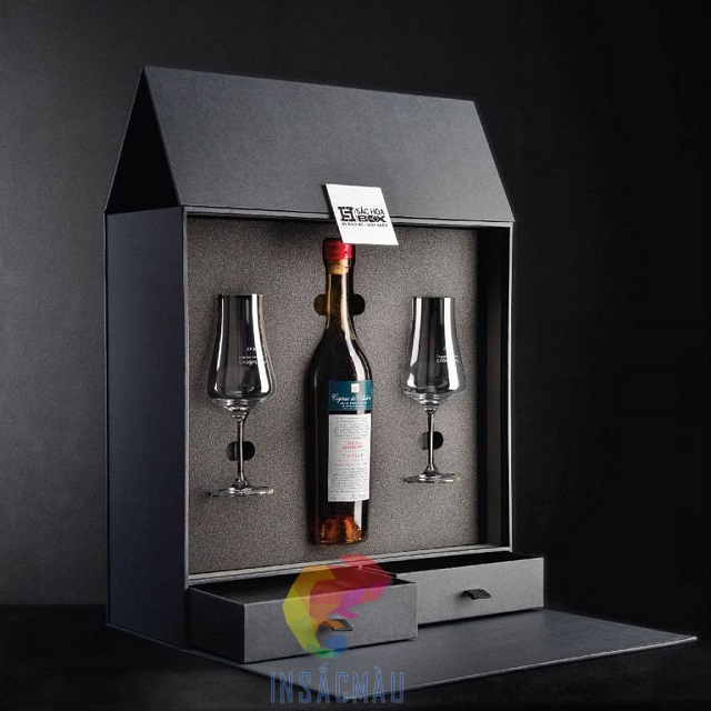 In Hộp Đựng Rượu 34 Phụ kiện đi kèm với hộp rượu