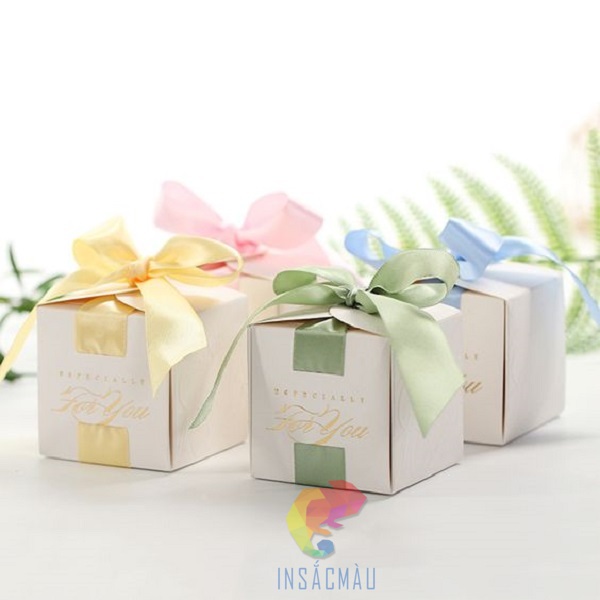 Mẫu hộp giấy đựng quà tặng nhiều màu sắc, thiết kế đẹp mắt