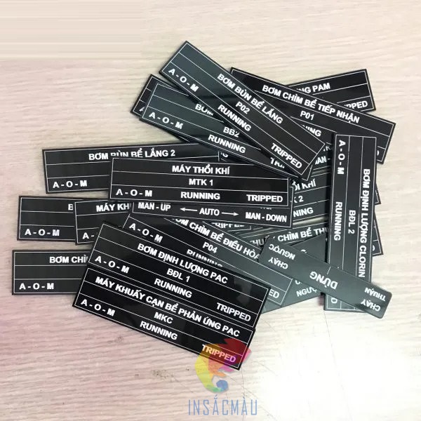 Mẫu tem dán tủ điện hình chữ nhật