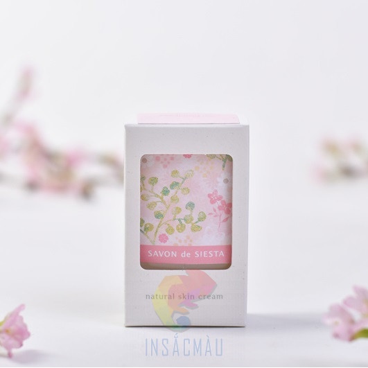 Mẫu hộp Ivory đựng mỹ phẩm, có mặt kính trong suốt