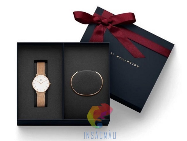 Mẫu hộp carton lạnh đựng phụ kiện màu đen thu hút