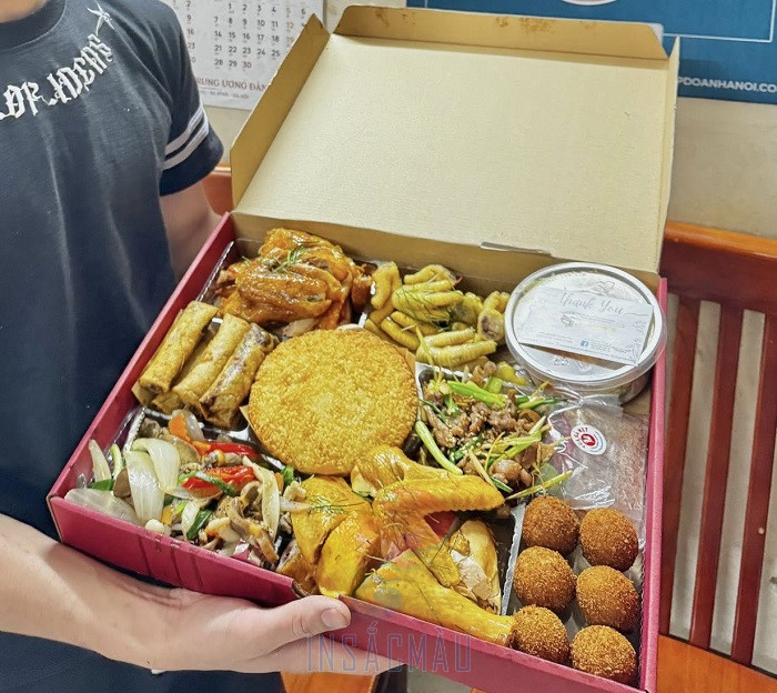 Mẫu hộp giấy đựng mẹt gà nắp gập đơn giản