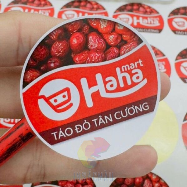 Mẫu tem dán táo đỏ hình tròn