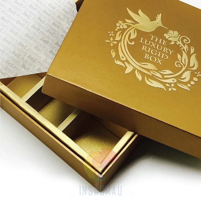 Mẫu hộp giấy metalize in logo thương hiệu sang trọng