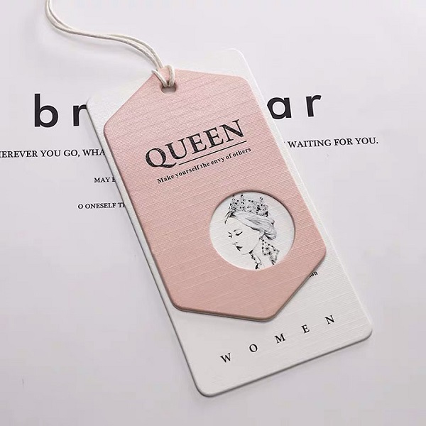 Tag quần áo là gì?