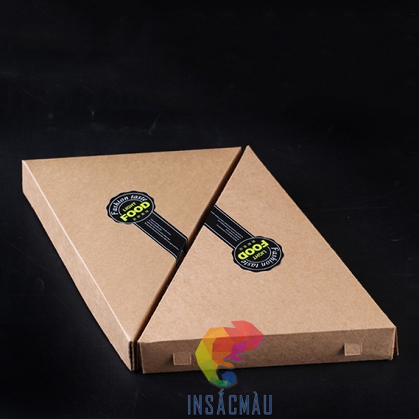 Mẫu hộp giấy tam giác đựng pizza