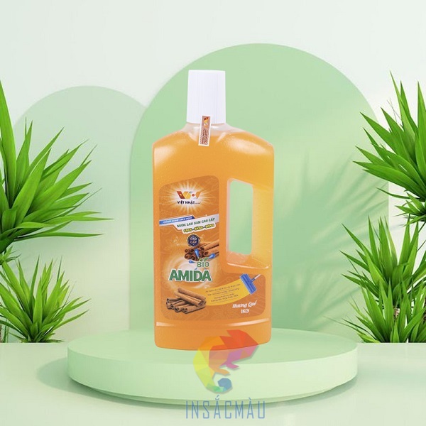 Mẫu tem nước lau sàn thiết kế theo hình dáng chai