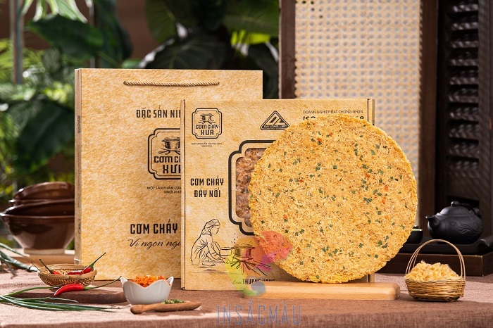 Mẫu hộp giấy kraft đựng cơm cháy hình vuông