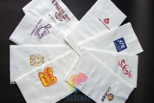 Ứng dụng của khăn giấy in logo thương hiệu trong kinh doanh