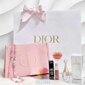 20+ Mẫu Thiết Kế Bao Bì Nước Hoa Sang Trọng, Đẳng Cấp, Ấn Tượng Nhất