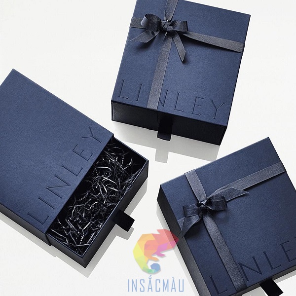 Hộp quà tặng kiểu nắp rút, thắt nơ