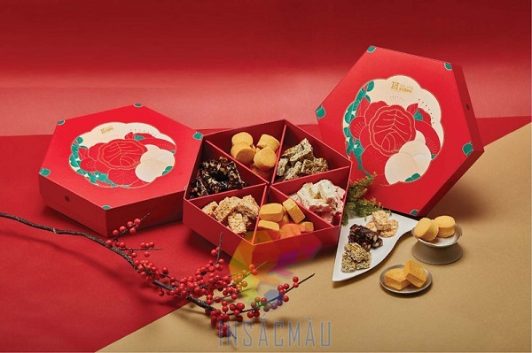 Mẫu hộp quà Tết phong cách truyền thống hình khay bánh mứt