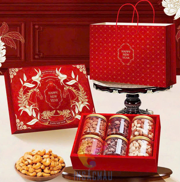 Mẫu hộp quà Tết phong cách truyền thống đựng hạt dinh dưỡng