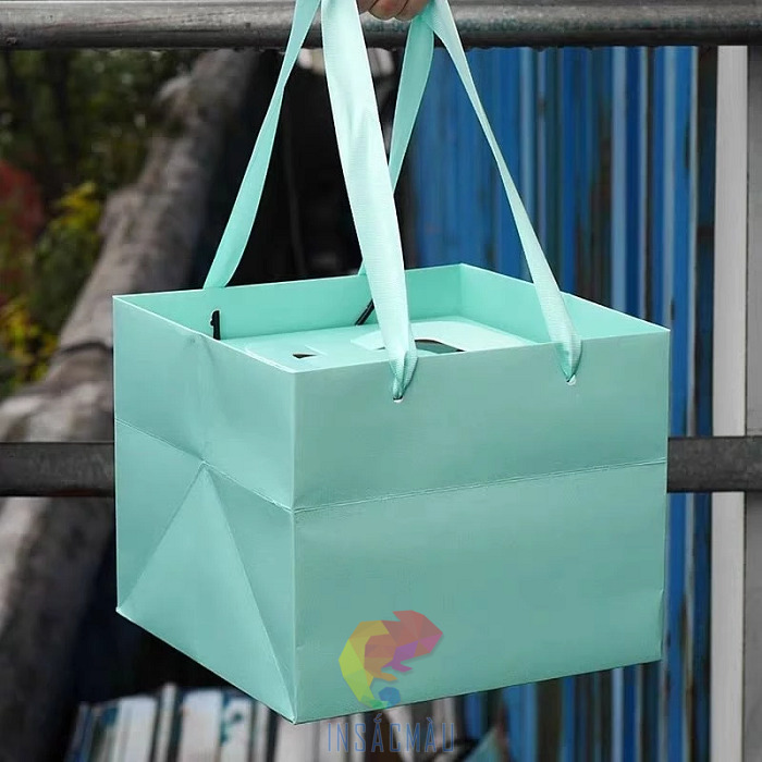 Mẫu túi giấy vuông đựng quà tặng