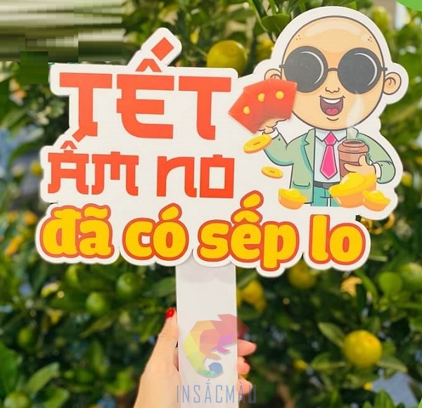 Mẫu hashtag Tết cầm tay cho tiệc công ty