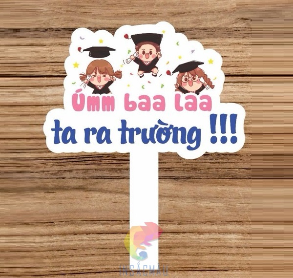 Mẫu hashtag "Úm ba la ta ra trường"