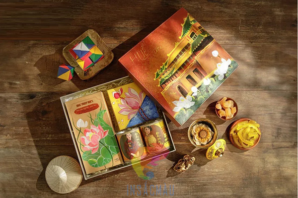 Mẫu hộp giấy đựng mứt Tết nắp rời sang trọng