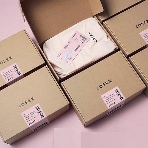 Mẫu thùng/hộp carton đựng quần áo thời trang kiểu nắp gài hông