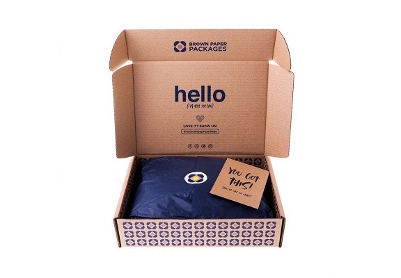 Mẫu thùng/hộp carton đựng quần áo thiết kế dáng nắp gài