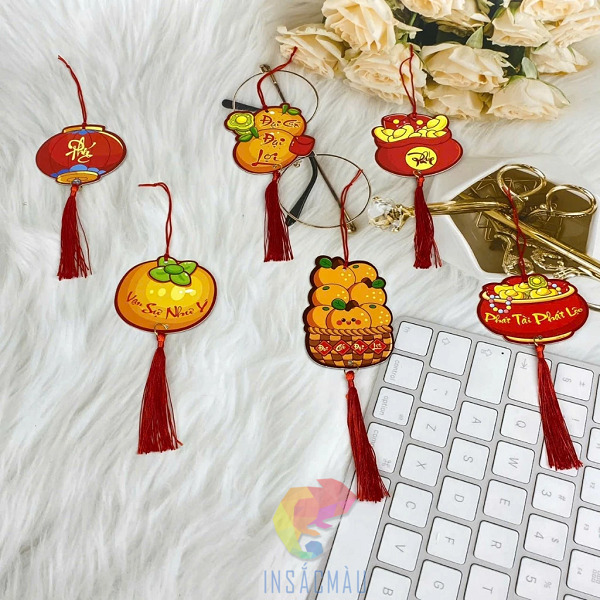 Mẫu tag treo Tết bế theo hình thiết kế
