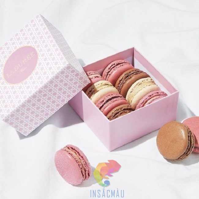 Hộp giấy đựng bánh macaron có những kiểu dáng nào phổ biến?
