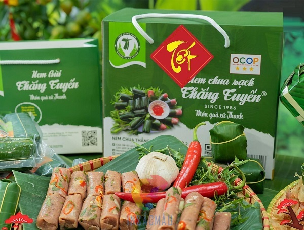 Cần lưu ý gì khi thiết kế và in hộp giấy đựng nem chua?