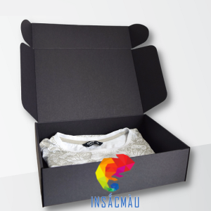 Hộp Giấy Đựng Quần Áo