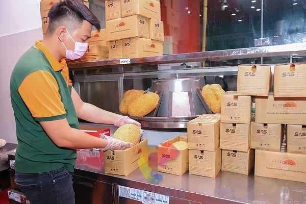 Hộp đựng gà bó xôi bằng giấy carton sóng