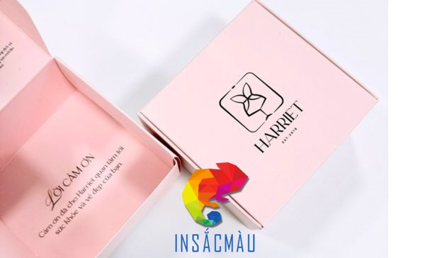 Mẫu hộp đựng quần áo đep, tông hồng tinh tế