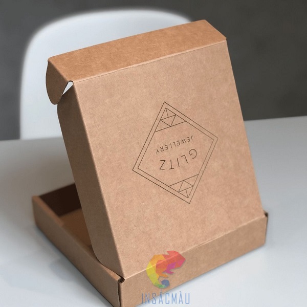 Mẫu hộp nắp gài hình vuông bằng giấy kraft định lượng cao