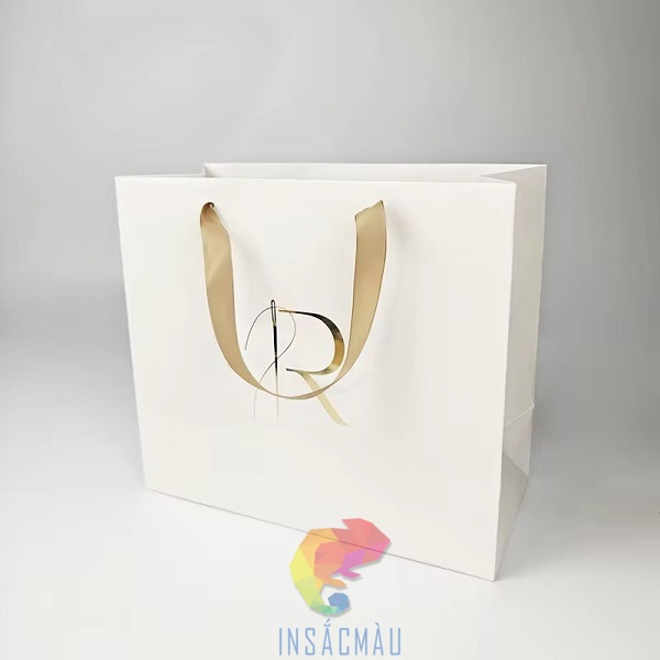 Lựa chọn chất liệu giấy in túi ép kim