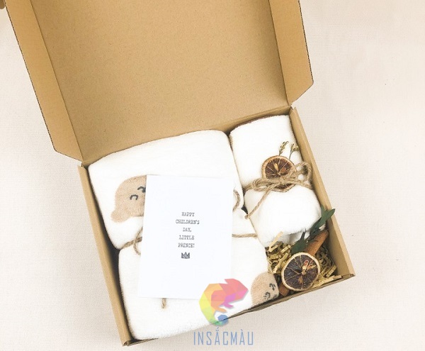 In hộp carton dẹt theo yêu cầu, mọi số lượng, giá rẻ tại In Sắc Màu