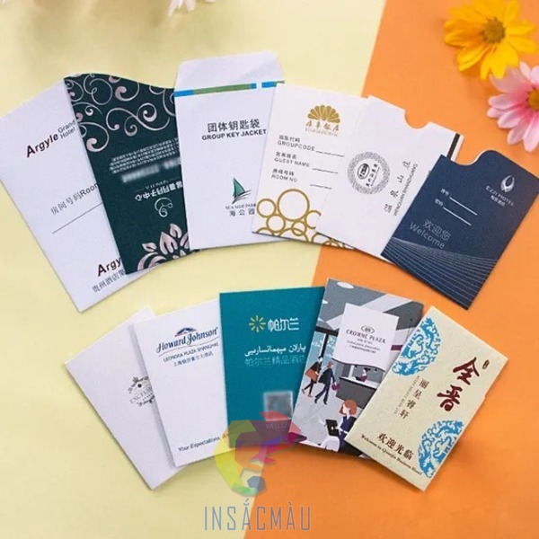 Mẫu túi đựng thẻ từ nhiều kiểu dáng