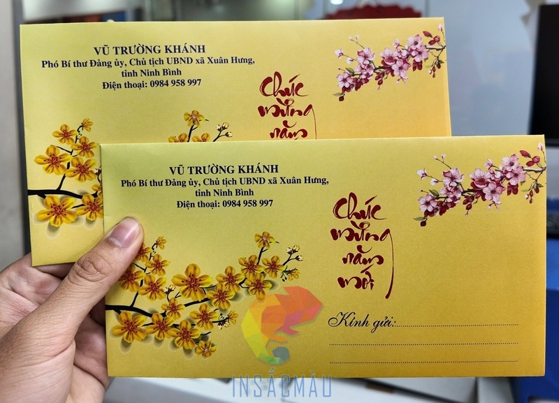 Mẫu bao thư chúc mừng năm mới màu vàng nổi bật